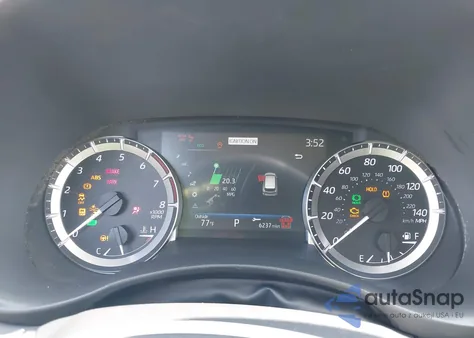 2024 Toyota Highlander Xle z USA, uszkodzony, nr VIN 5TDKDRAHXRS535742